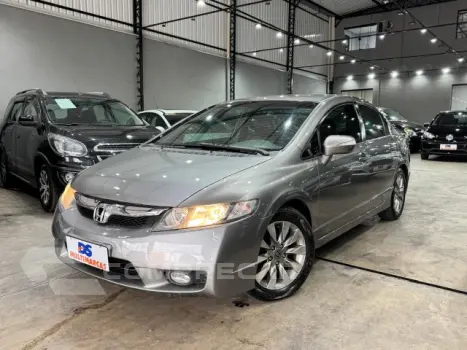 HONDA CIVIC - 1.8 LXL 16V 4P AUTOMÁTICO 4 portas