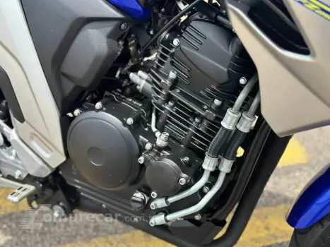 FZ25 FAZER