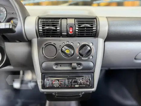 CLASSIC 1.0 MPFI LS 8V FLEX 4P MANUAL