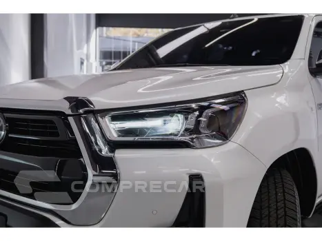 HILUX 2.8 D-4D TURBO DIESEL CD SRX 4X4 AUTOMÁTICO