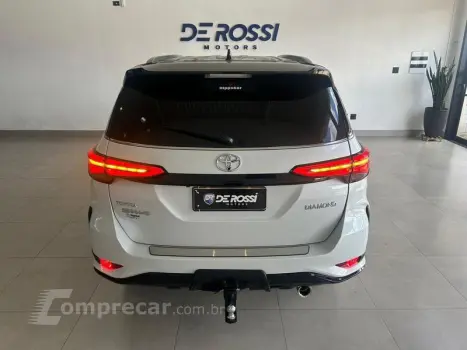 HILUX SW4 DIAMOND 2.8 TB 4X4 DIE. AUT.