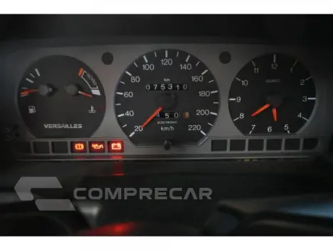 VERSAILLES - 2.0 GL 8V 4P MANUAL