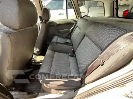 PARATI 1.6 C 8V
