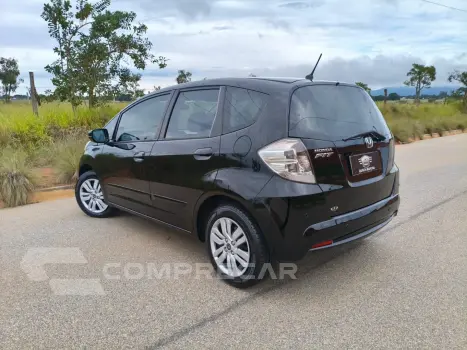FIT 1.4 CX 16V FLEX 4P AUTOMÁTICO