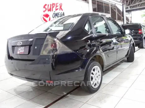 FIESTA SEDAN - 1.0 ROCAM SEDAN 8V 4P MANUAL