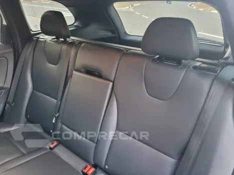 XC60 2.4 D5 Momentum AWD
