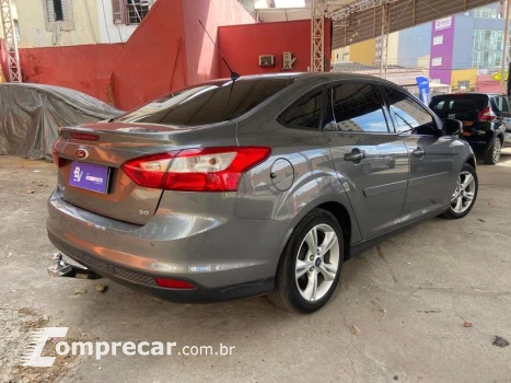 FOCUS SEDAN 2.0 16V 4P