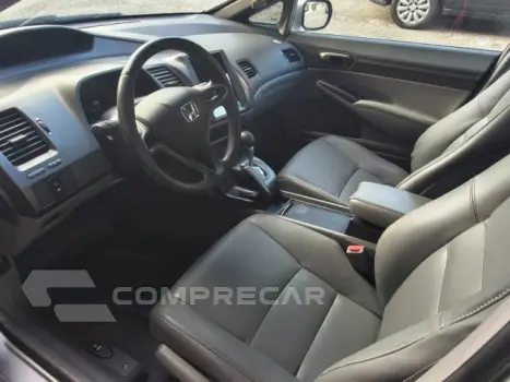 CIVIC - 1.8 LXS 16V 4P AUTOMÁTICO