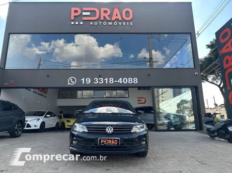 Volkswagen JETTA 2.0 TSI Highline 211cv 4 portas