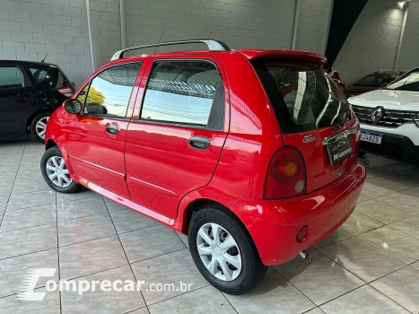 QQ 1.1 MPFI 16V
