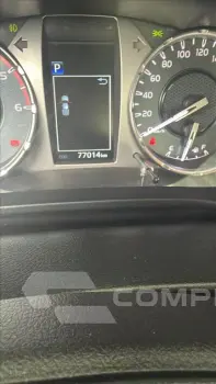 HILUX 2.8 D-4D TURBO DIESEL CD SRX 4X4 AUTOMÁTICO