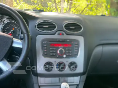 FOCUS 1.6 SE Hatch 16V
