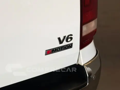 AMAROK 3.0 V6 TDI DIESEL HIGHLINE CD 4MOTION AUTOMÁTICO