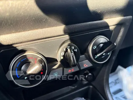 Pajero TR4 2.0 Flex 16V 4X2 Aut.
