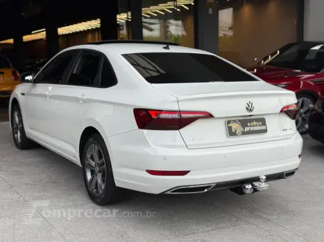 JETTA 1.4 250 TSI TOTAL FLEX R-LINE TIPTRONIC