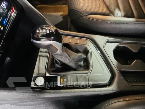 TAOS 1.4 250 TSI TOTAL FLEX HIGHLINE AUTOMÁTICO