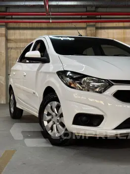 Onix 1.0 LT SPE/4