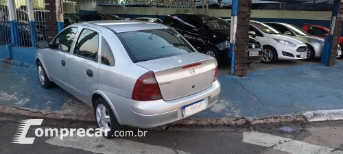 CORSA 1.0 MPFI Sedan 8V