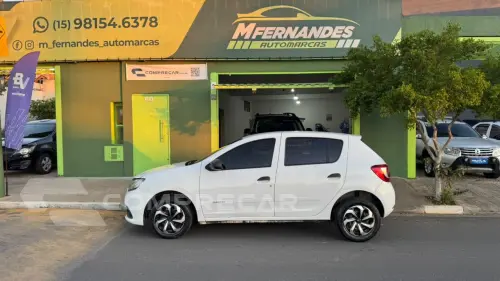 Renault Sandero 1.0 12V 4P FLEX SCE AUTHENTIQUE 4 portas