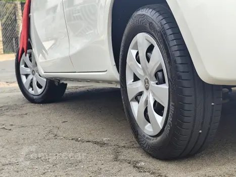 ETIOS 1.3 XS 16V FLEX 4P MANUAL