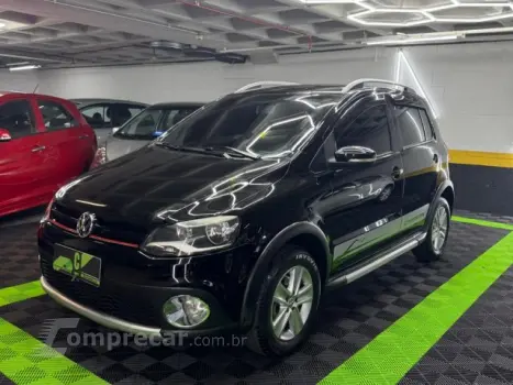 Volkswagen CROSSFOX - 1.6 MI 8V 4P MANUAL 4 portas