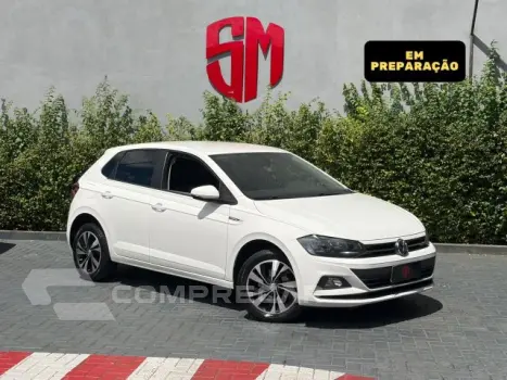 Volkswagen POLO - 1.0 200 TSI COMFORTLINE AUTOMÁTICO 4 portas