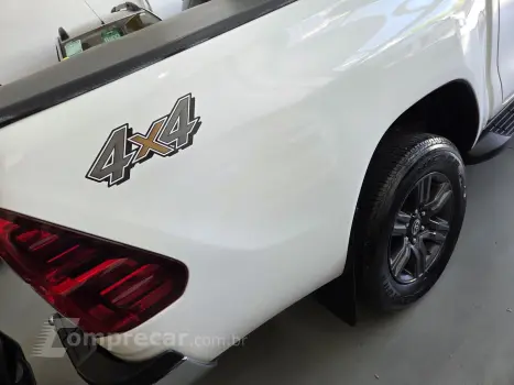 HILUX 2.8 D-4D TURBO DIESEL CD SR 4X4 AUTOMÁTICO