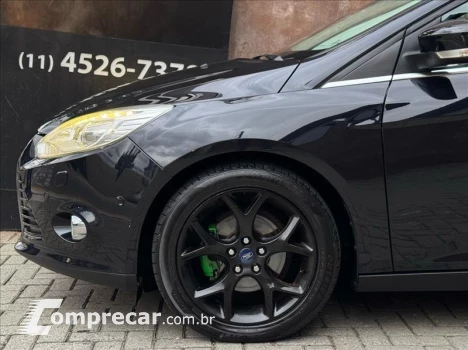 FOCUS 2.0 Titanium Plus Sedan 16V