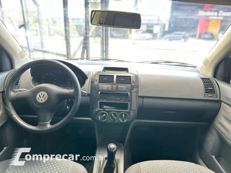 POLO 1.6 MI 8V GASOLINA 4P MANUAL
