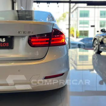 328I 2.0 Modern Sedan 16V