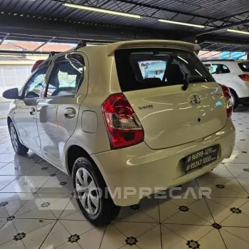 ETIOS HB X 13L MT