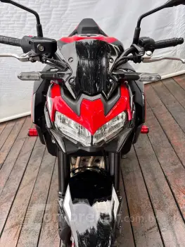 KAWASAKI Z900