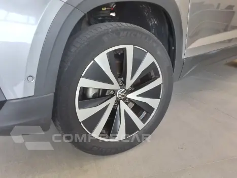 TAOS 1.4 250 TSI TOTAL FLEX HIGHLINE AUTOMÁTICO