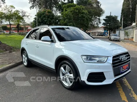 Audi Q3 1.4 TFSI Ambiente S Tronic 4 portas