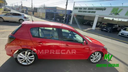VECTRA 2.0 MPFI GT HATCH 8V FLEX 4P MANUAL