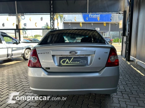 FIESTA 1.6 MPI Class Sedan 8V