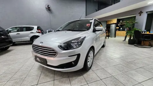 FORD Ka+ Sedan 1.0 SE/SE PLUS TiVCT Flex 4p 4 portas