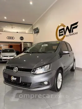 Volkswagen Fox Connect 1.6 Flex 8V 5p 4 portas