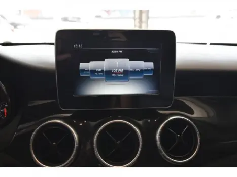 CLA 180 - 1.6 CGI 7G-DCT