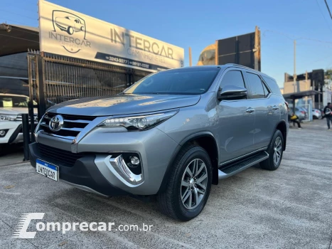 HILUX SW4 2.8 D-4d Turbo SRX 4X4