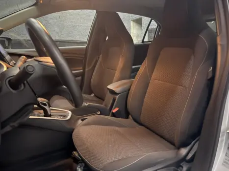 ONIX 1.0 TURBO FLEX AUTOMÁTICO