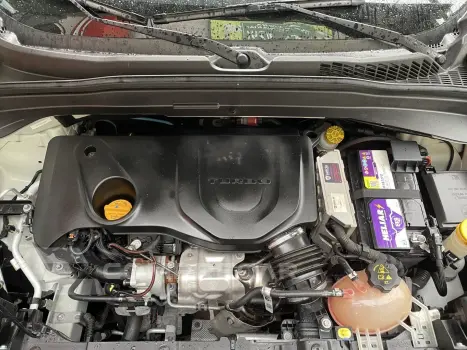 RENEGADE 1.3 T270 TURBO FLEX LONGITUDE AT6