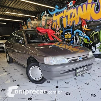 FORD ESCORT 1.8I GL 4 portas