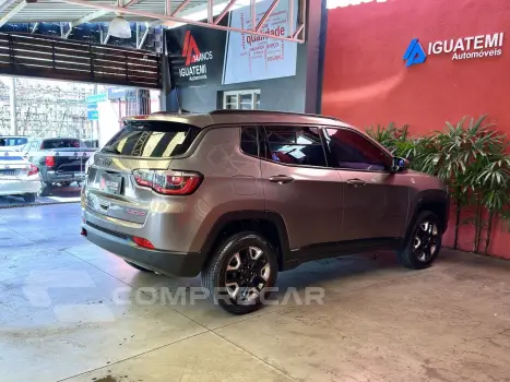 COMPASS 2.0 16V DIESEL TRAILHAWK 4X4 AUTOMÁTICO