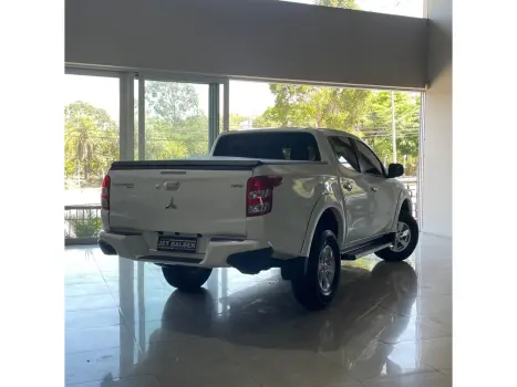 L200 TRITON 2.4 16V TURBO DIESEL SPORT HPE CD 4P 4X4 AUTOMÁT