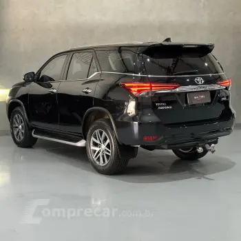 Hilux SW4 SRX 4x4 2.8 TDI 16V Dies. Aut.