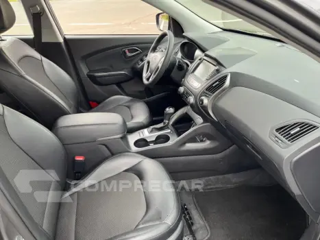 IX35 2.0 16V
