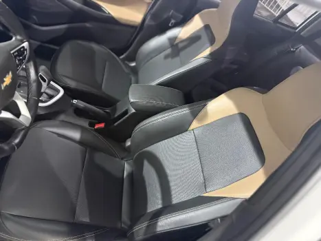 ONIX 1.0 Turbo Premier