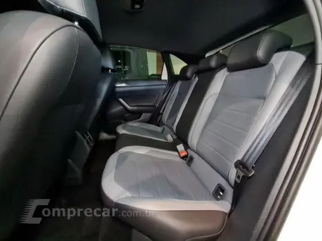 NIVUS HIGHLINE 1.0 200 TSI FLEX AUT.