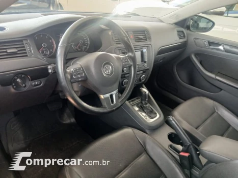 JETTA - 2.0 COMFORTLINE 4P TIPTRONIC